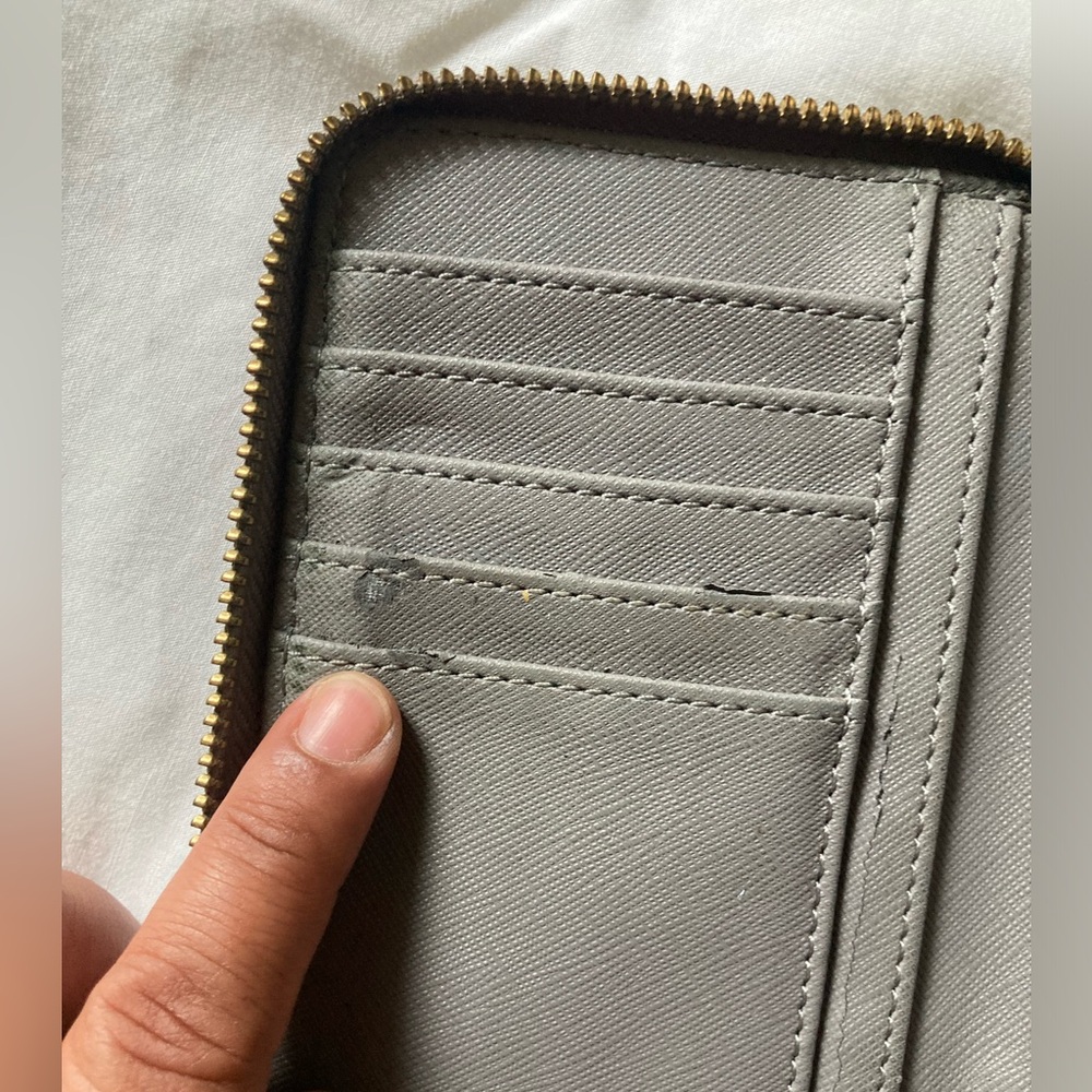 Fossil Tan Leather Wallet - Picture 5 of 11
